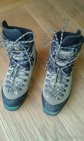 LA SPORTIVA Nepal Extreme