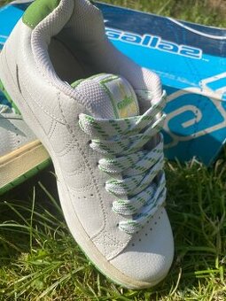 Tenisky white/green vel. 35
