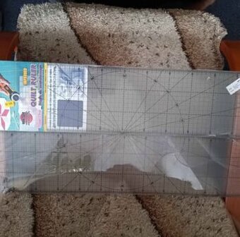 Protiskluzové pravítko na patchwork