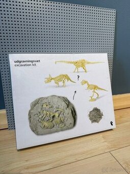 Set dinosauřích vykopávek