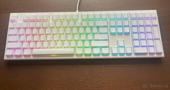 Custom mechanická klávesnice – hot-swap & RGB,tri-mode
