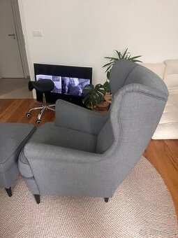 Křeslo Ušák IKEA Strandmon