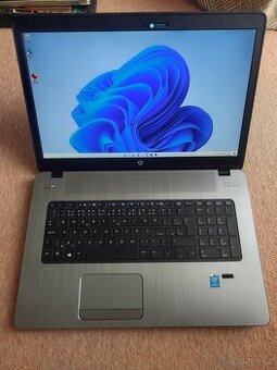 17 palcovy notebook HP 470