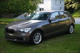 F20 118d Auto bylo poškozené krupobitím