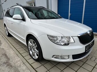 Škoda Superb 2.0 TDI, manuál 4x4, tažné, Xenony