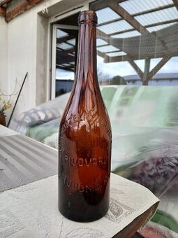 Pivovar.  Láhev od piva