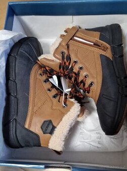 Nové zimní boty Geox 35