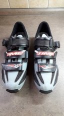 Dámské boty na horské kolo