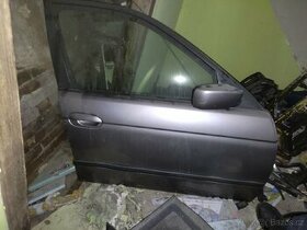 Pravé přední dveře BMW E39 nastrojené