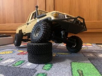 Mn82 Toyota Land Cruiser 1/12 RC