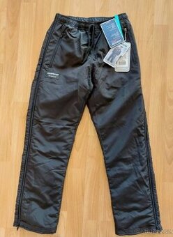 Nové zimní černé kalhoty, oteplovačky celorozepínací, 150