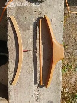 Dřevěná ramínka cca 22 ks