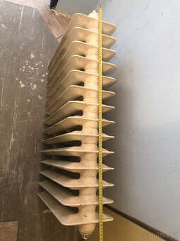 Litinový radiátor do pokoje 14 článků