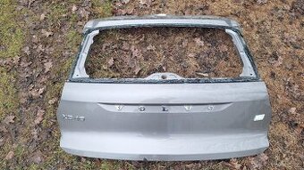 Zadni viko 5 dvere volvo xc40