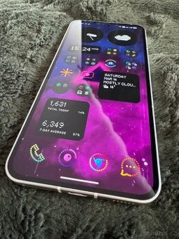 Nothing Phone (2) 12/256GB + příslušenství