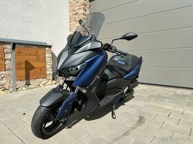 Nová cena Yamaha X-max 125 rv.2018 Najeto pouze 1887 km