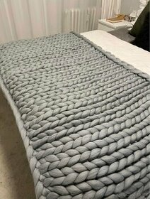 Ručně vyrobená deka z merino vlny