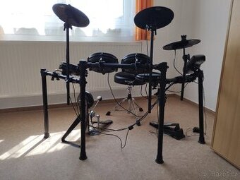 Elektronická bicí souprava Alesis