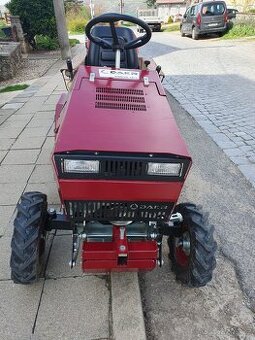Traktor DAKR Panter FD 5