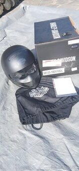 Harley-Davidson helma (pilotka)
