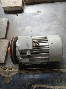 Elektromotor - 1