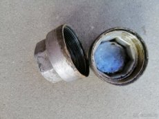 Kryt náboje kola - 1