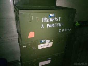 Vojenská plechová bedna