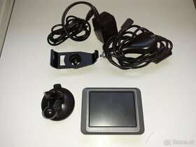 Navigace Garmin nűvi 200