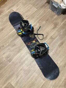 Gravity snowboard