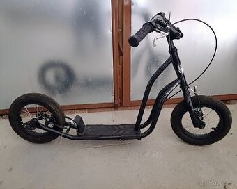 Koloběžka Stiga Air 12