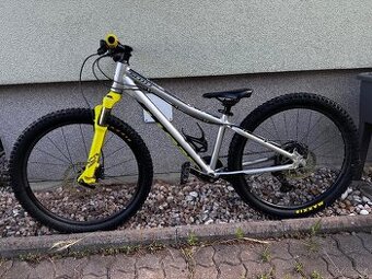 Dětské horské kolo Scott Scale RC 24 Disc – TOP stav