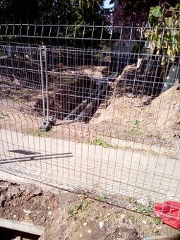 Praca a brigada