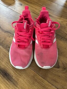 Dívčí sportovní boty adidas, vel. 31