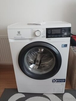 Prodám Plně Funkční Pračku Electrolux 6 KG Slim
