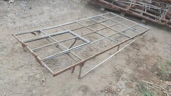 Stará železná okna, 12 ks-100x220cm, fabrické okno