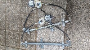 Nissan terrano 1997 náhradní díly