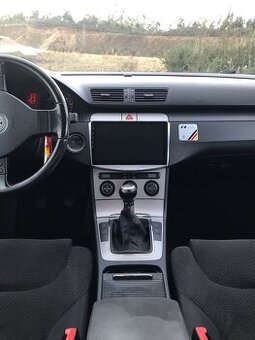 10 pal pro VW PASSAT B6/B7/CC a cuvací kamera v CENĚ