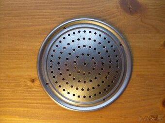 Ocelové mřížky na špajzky průměr 10 cm se 4mi hřeb