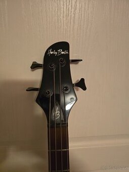 Aktivní basa Harley Benson