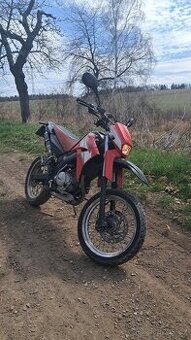 Yamaha XT125X 2005