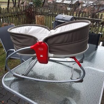 Vibrační kolébka - postýlka