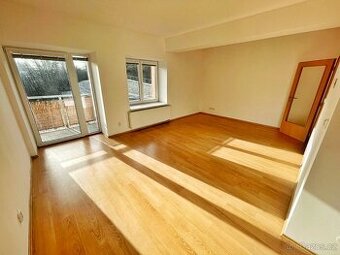 Pronájme bytu 1+KK bez provize RK