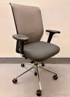 Kancelářská židle Vitra ID Mesh