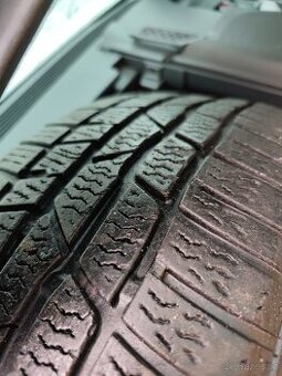 Zimní pneu Continental 205/60/16