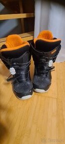 Boty na snowboard 38