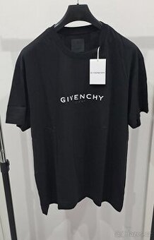 GIVENCHY TRIKO 5