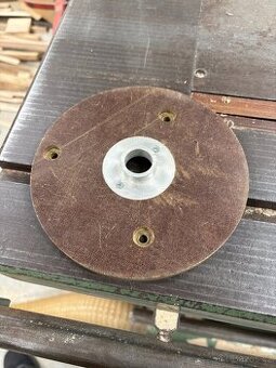 Základna na horní frézku s 30 mm kopírovacím kroužkem