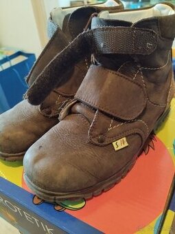 Prodám dětské kotníkové boty