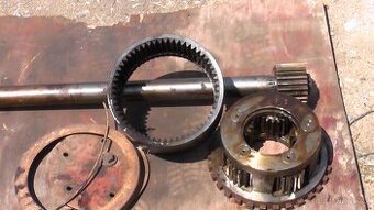 náhradní díly na traktor Škoda 180