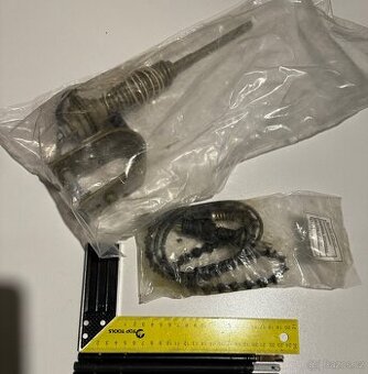 vojenská anténa Gaz 69 Uaz 469 Ural m72 K750